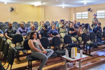 Guarda Civil de Mesquita recebe treinamento para uso de novos equipamentos