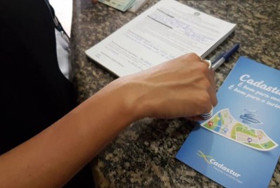 Búzios assina acordo de cooperação com Ministério do Turismo para fomentar a regularização dos prestadores de serviço no balneário