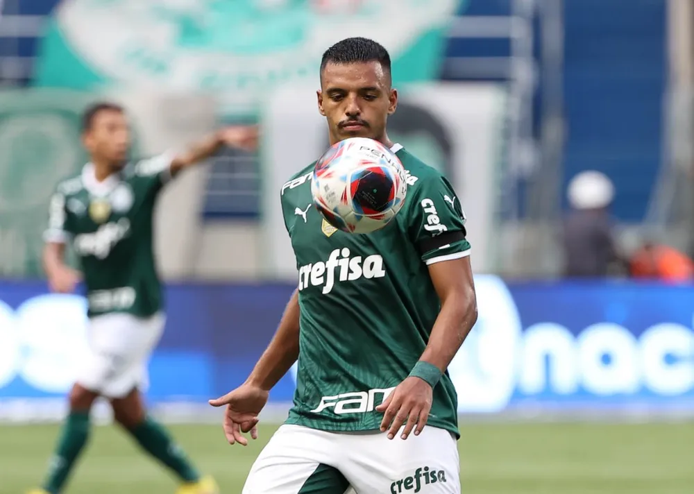 Jogador do Palmeiras rebate Everton Cebolinha, do Flamengo: 'Deixa eles falarem'