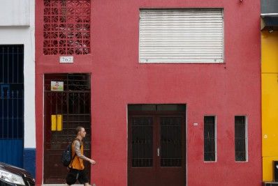 Restaurante de imigrantes peruanos em SP sofre ataques xenofóbicos