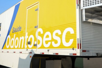 Unidade móvel levou tratamentos odontológicos gratuitos a Meriti