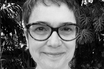 Sandra Annenberg posa sem maquiagem aos 54 anos: 'Adoro ver o tempo passar no meu rosto'