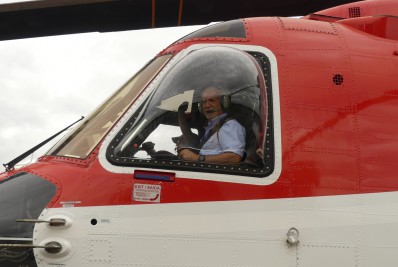 Aeroporto de Maricá recebe treinamento com S-92, maior aeronave de offshore