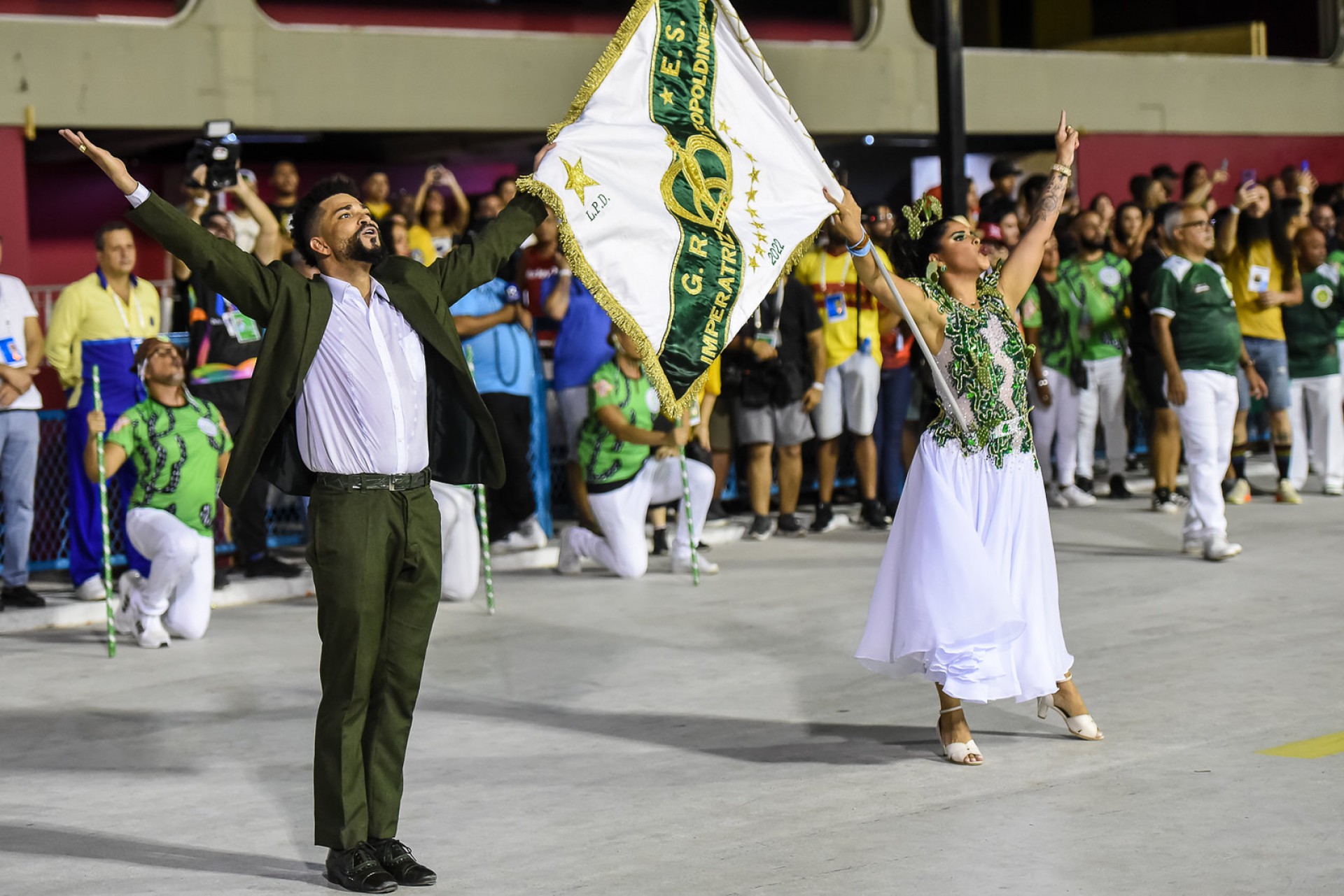 Imperatriz Leopoldinense abre segundo dia de ensaio técnico na Sapucaí - Rio Carnaval