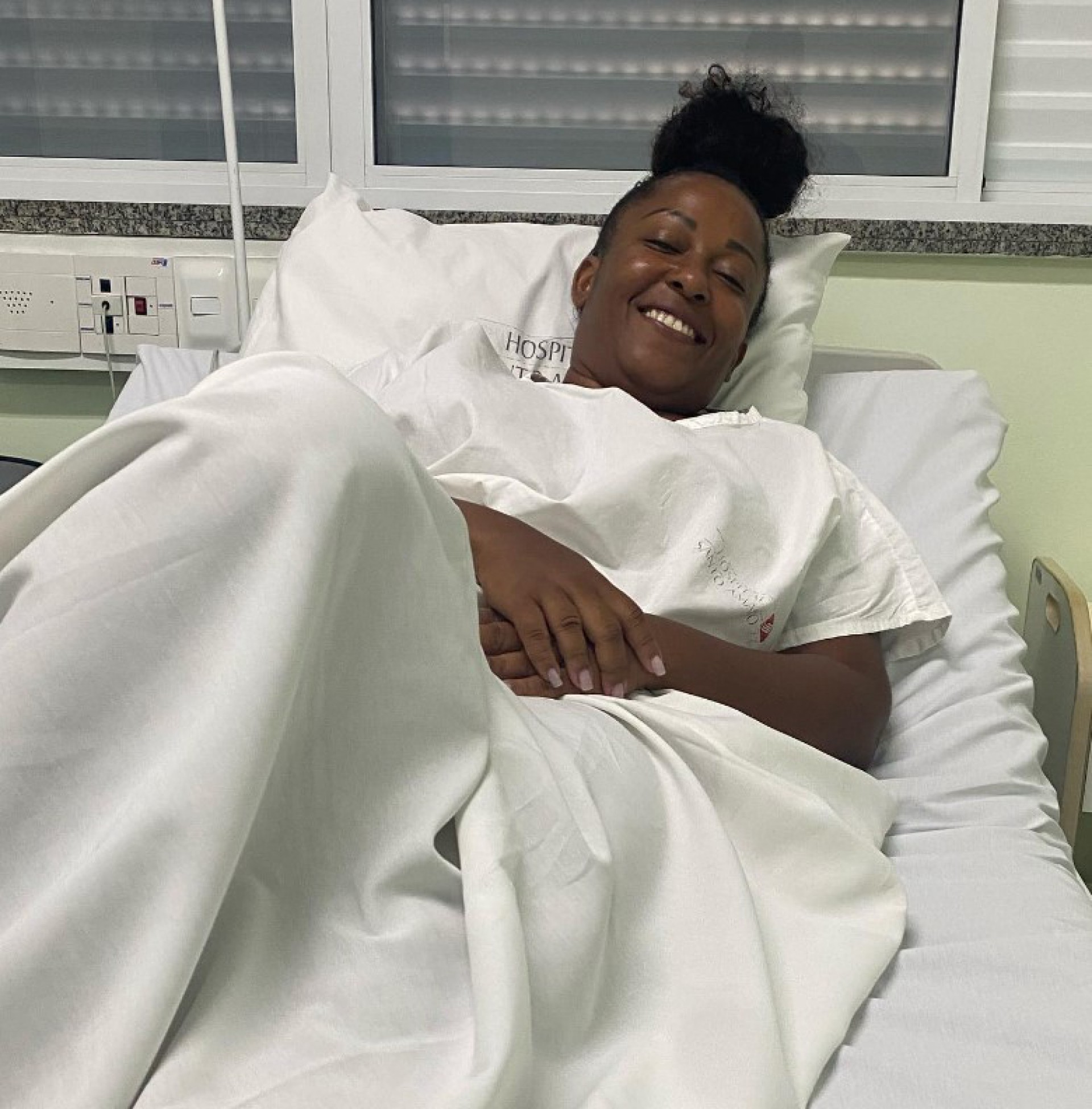 Tia Má retira mais de 20 pedras da vesícula - Reprodução/Instagram