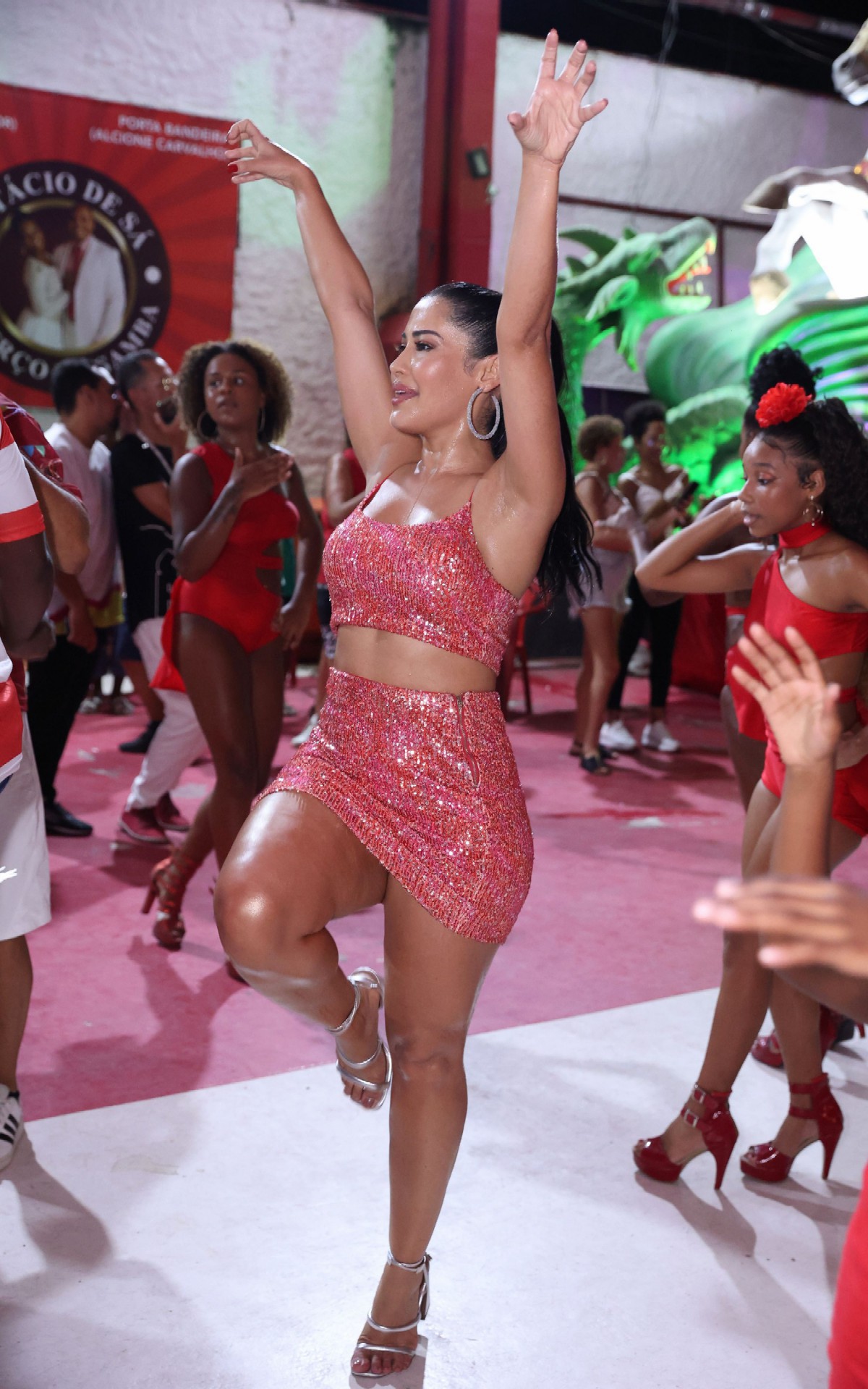 Thaynara OG &eacute; embaixadora da Est&aacute;cio de S&aacute; no Carnaval 2023