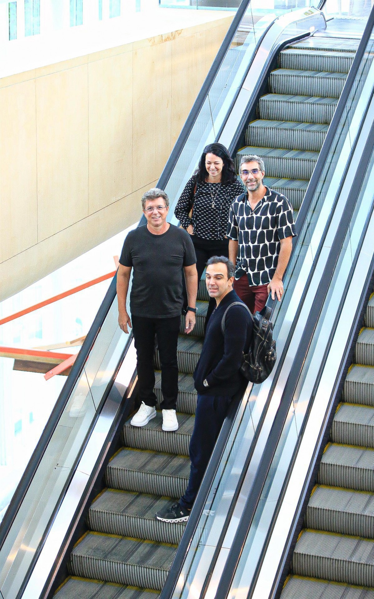 Boninho e Tadeu Schmidt foram vistos em shopping da Zona Oeste do Rio