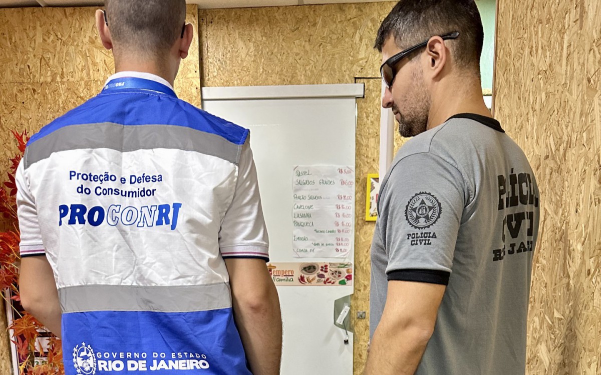 Procon-RJ e Polícia Civil interditam clínicas de bronzeamento artificial por uso de câmaras com lâmpadas ultravioleta, prática proibida pela Anvisa - Divulgação / Procon-RJ