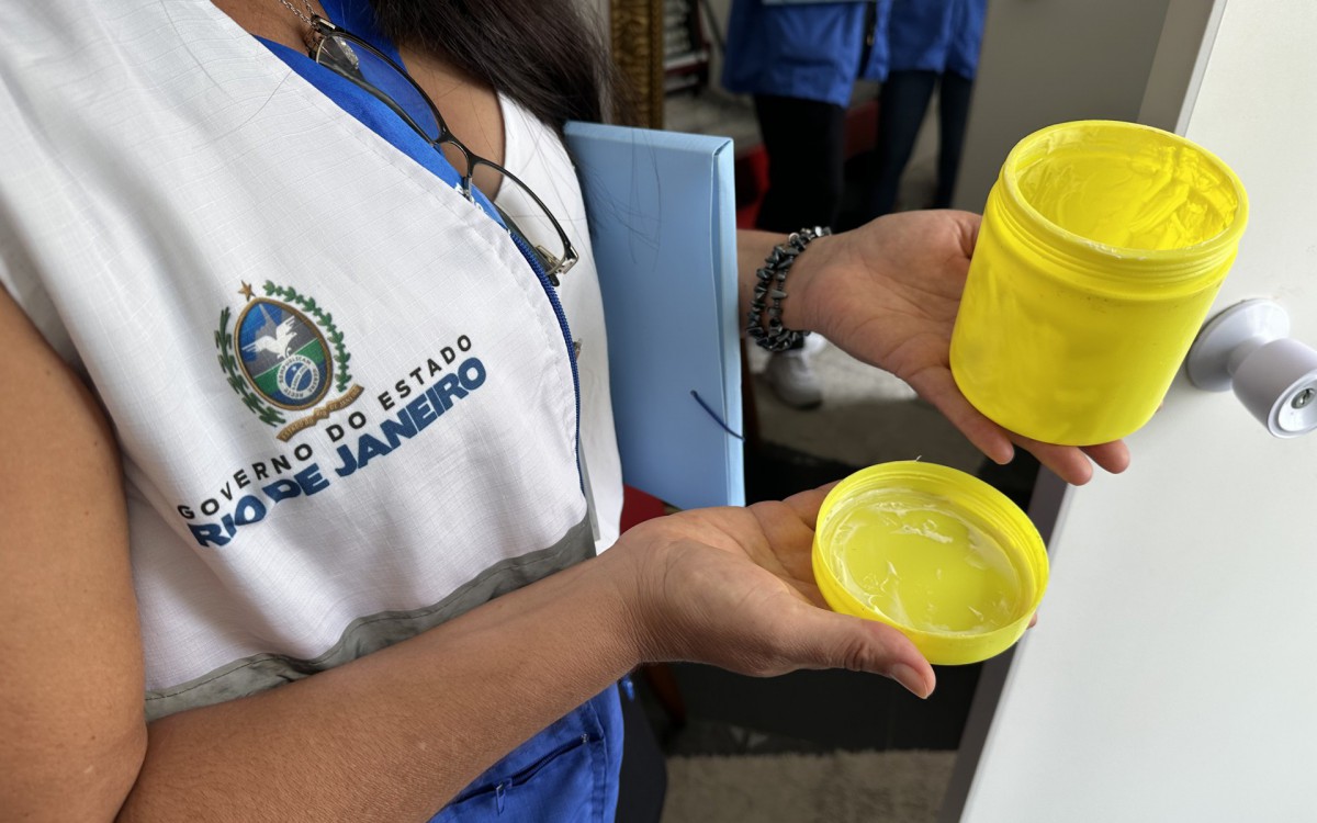 Procon-RJ e Polícia Civil interditam clínicas de bronzeamento artificial por uso de câmaras com lâmpadas ultravioleta, prática proibida pela Anvisa - Divulgação / Procon-RJ