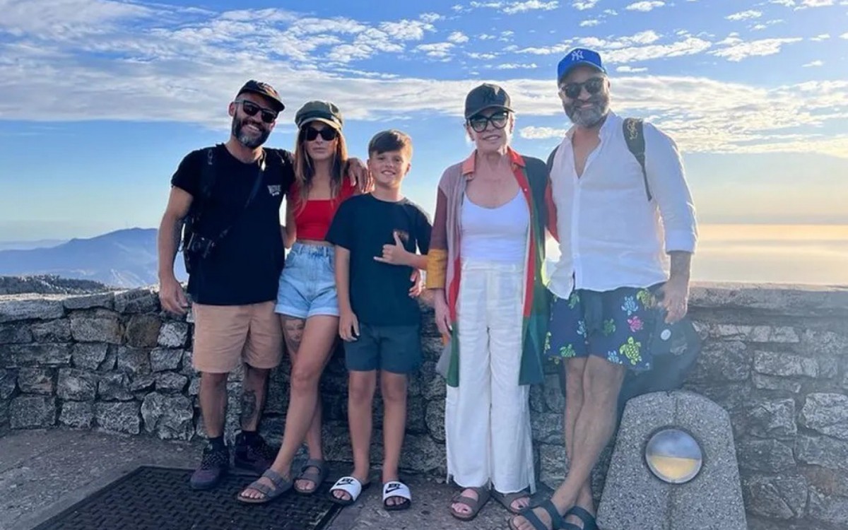 Ana Maria Braga viaja com o namorado, F&aacute;bio Arruda, e a fam&iacute;lia para a Cidade do Cabo, na &Aacute;frica do Sul