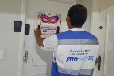 Procon-RJ e Polícia Civil interditam clínicas de bronzeamento artificial