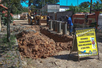 Ruas de Papucaia, Ribeira e Japuíba recebem serviços de manutenção da nova Amae