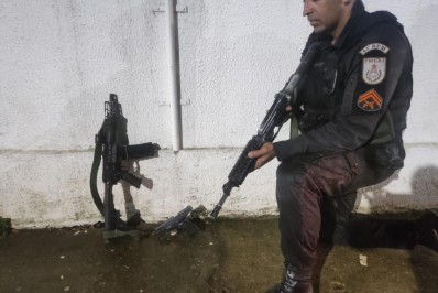 Confronto com a PM termina com dois baleados na Zona Norte