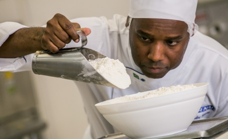 Ensaio Indústria da Panificação  - Padarias, fábrica, atendimento ao público
 - Renata Mello