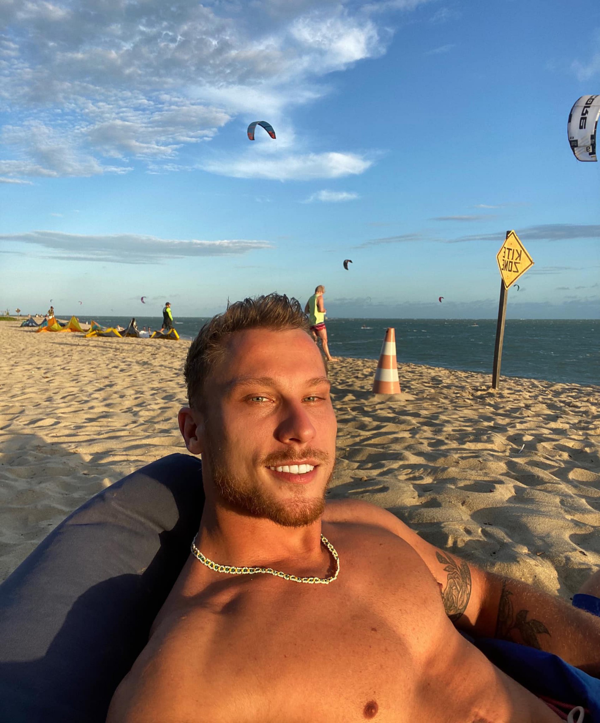 Mauricio Luiz Munarini, de 29 anos, morreu ap&oacute;s ser atropelado por uma van enquanto andava de skate em Ipanema