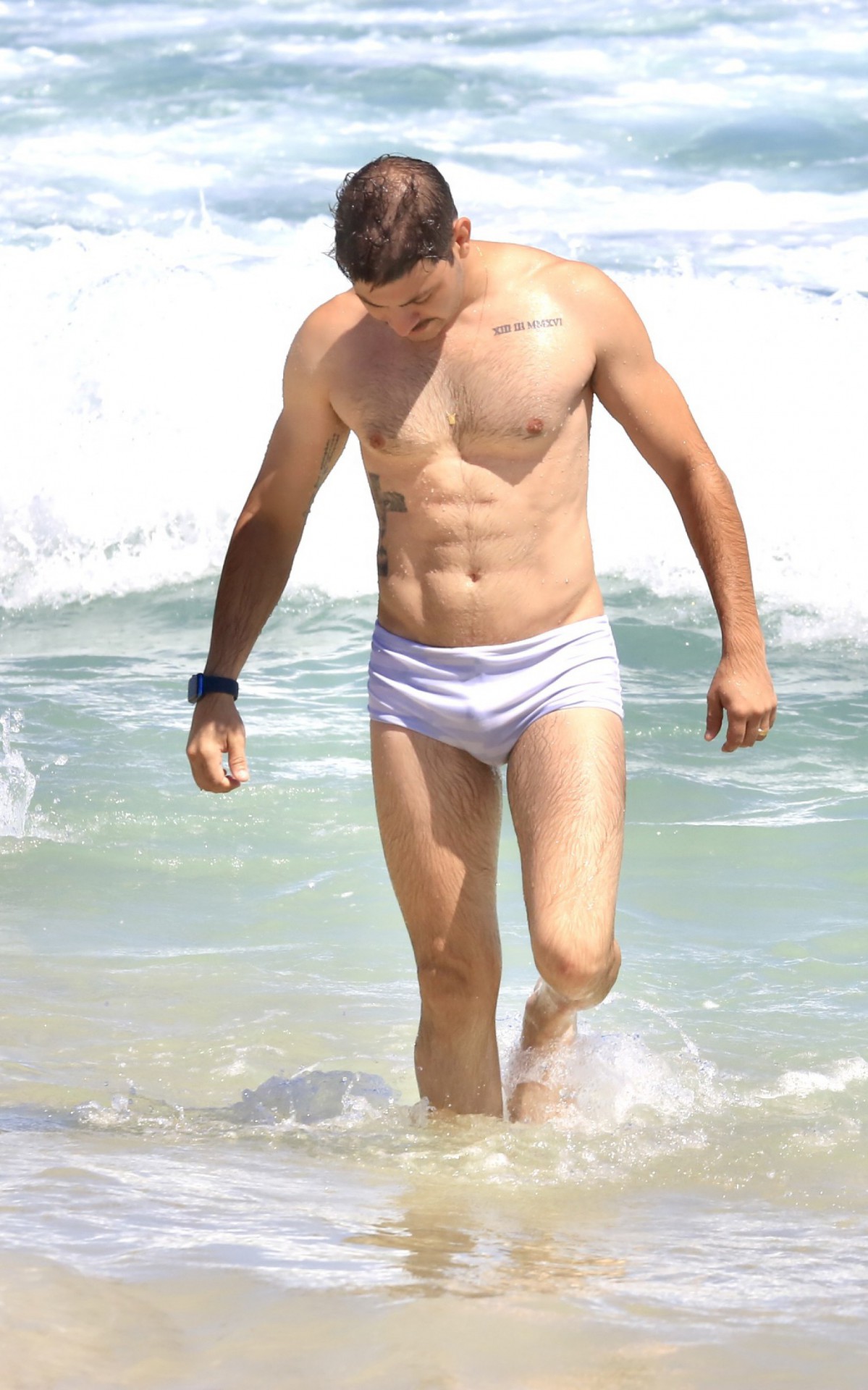 Caio Afiune na Praia da Barra da Tijuca