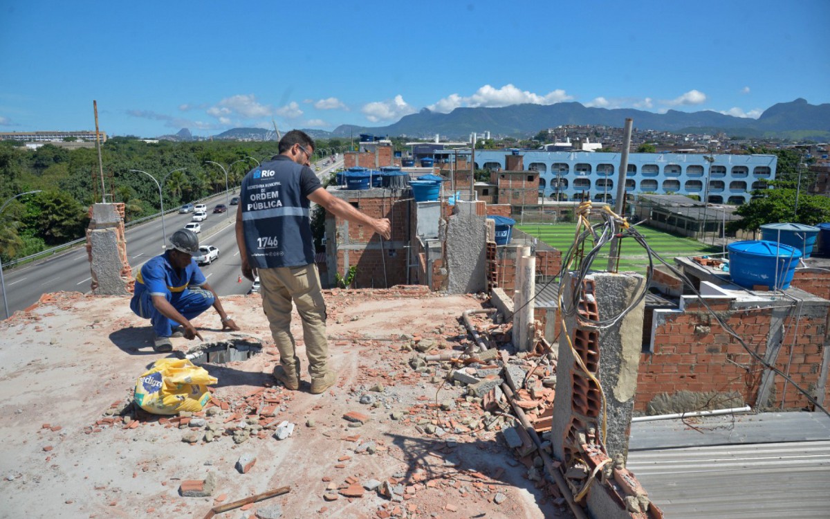 Na ação, quatro imóveis foram parcialmente derrubados - Divulgação / Seop
