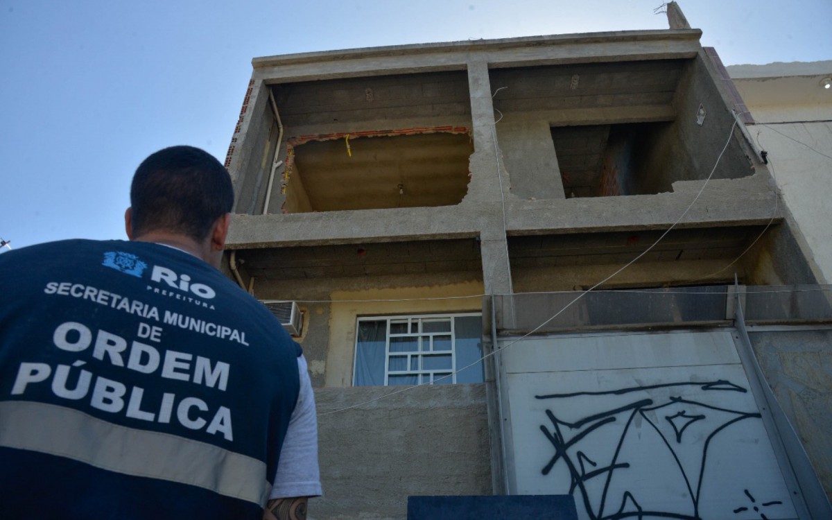 Na ação, quatro imóveis foram parcialmente derrubados - Divulgação / Seop