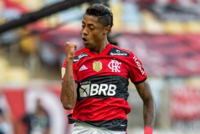 Sem ser procurado pelo Flamengo por renovação, Bruno Henrique evolui em processo de recuperação da lesão no joelho