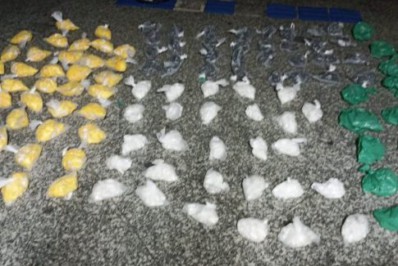 Quarteto é preso em Cabo Frio enquanto transportavam drogas em carro de aplicativo