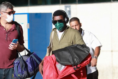 Seu Jorge desembarca no Rio após ser impedido de registrar filho como Samba