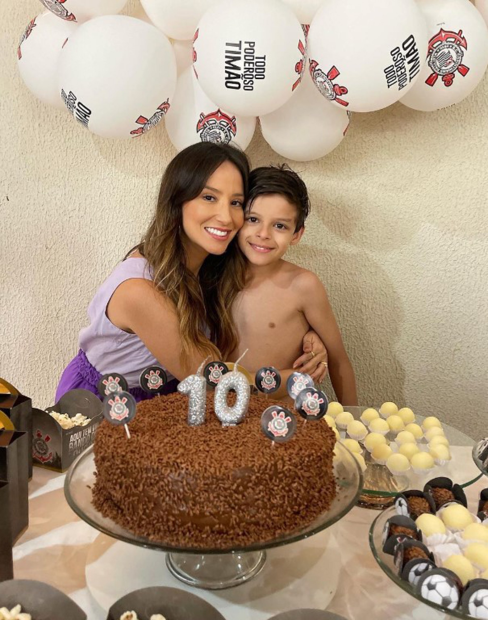 Elisa Leite é mãe de Bernardo, filho de Cristiano Araújo - Reprodução/Instagram