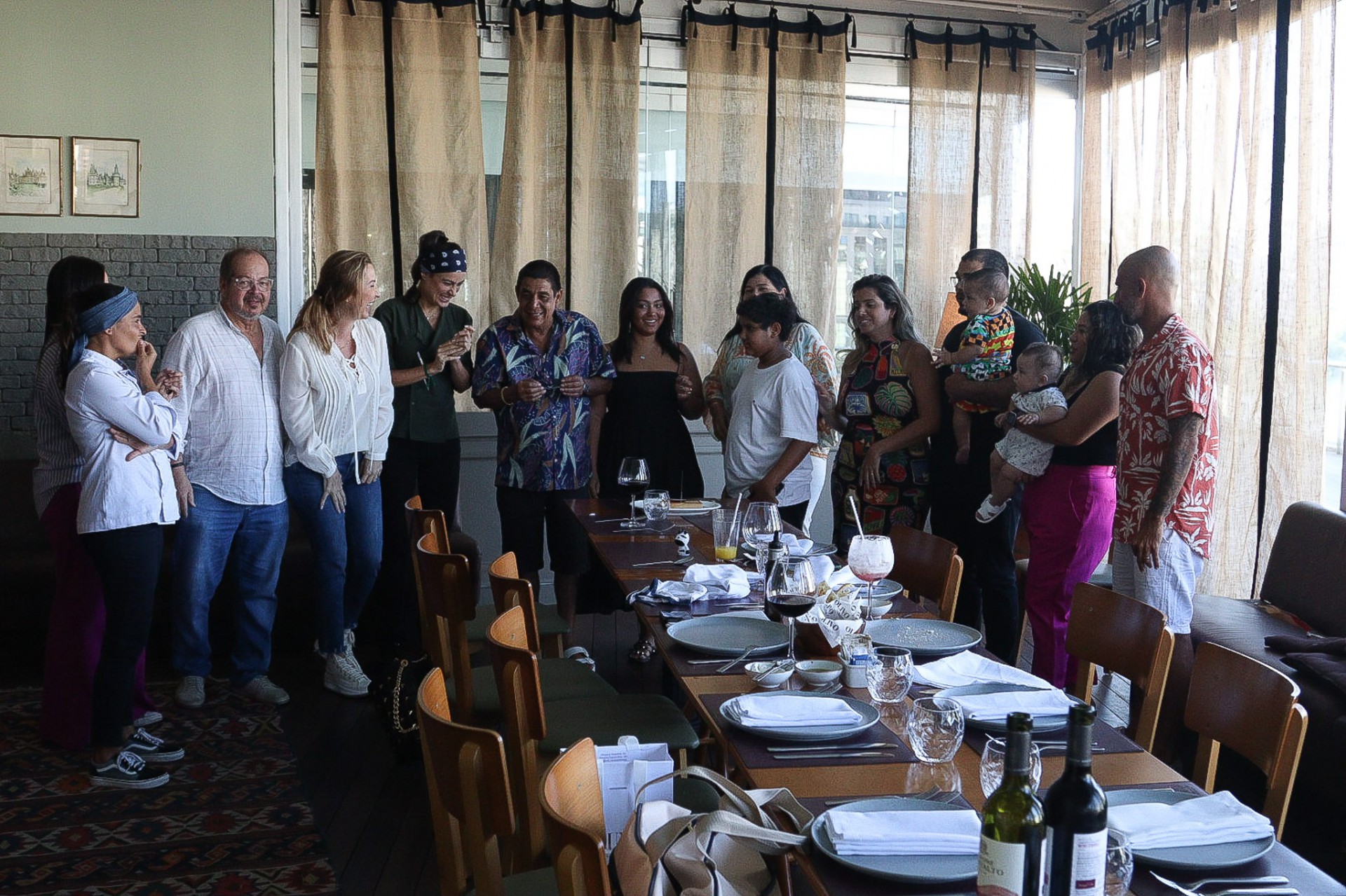 Zeca Pagodinho comemora o aniversário da filha ao lado dos familiares  - Edson Aipim / Agnews