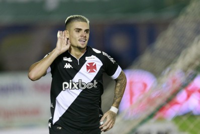 Atacante do Vasco comenta sobre treino de finalização com Maldonado e aspira a gol no estilo de Nenê