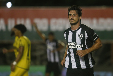 Clubes do Oriente Médio demonstram interesse em Gabriel Pires, do Botafogo