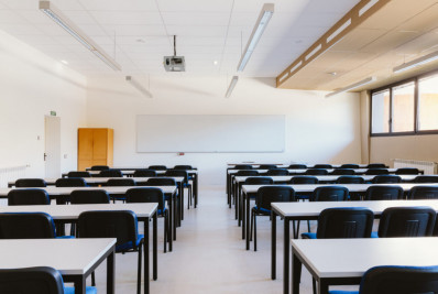 Governo do Rio autoriza convocação de 2 mil professores para rede estadual