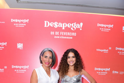 Gloria Pires e Maisa Silva prestigiam pré-estreia de filme no Rio