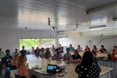 Prefeitura de Nova Friburgo participa de reunião sobre projeto 