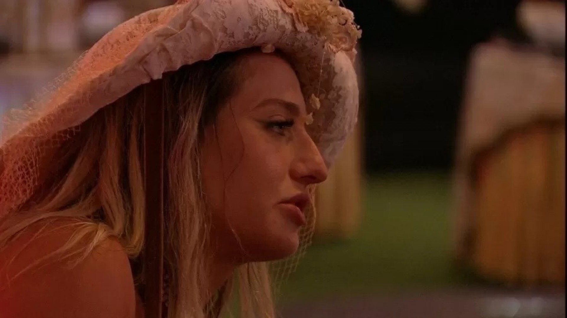 Bruna admite para Paula ter se apaixonado por Gabriel - Reprodução