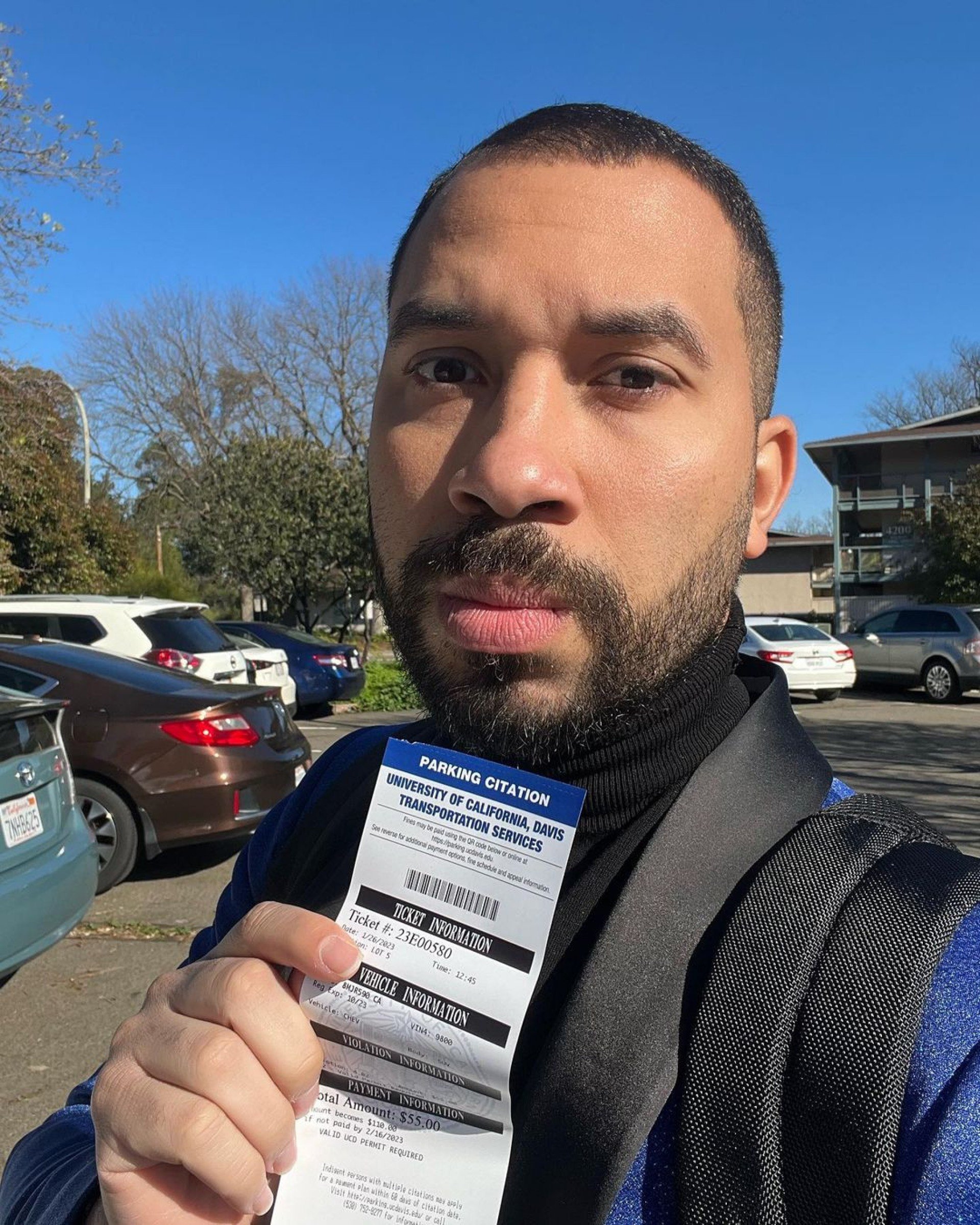 Gil do Vigor mostra sua primeira multa de trânsito nos EUA - Reprodução/Twitter