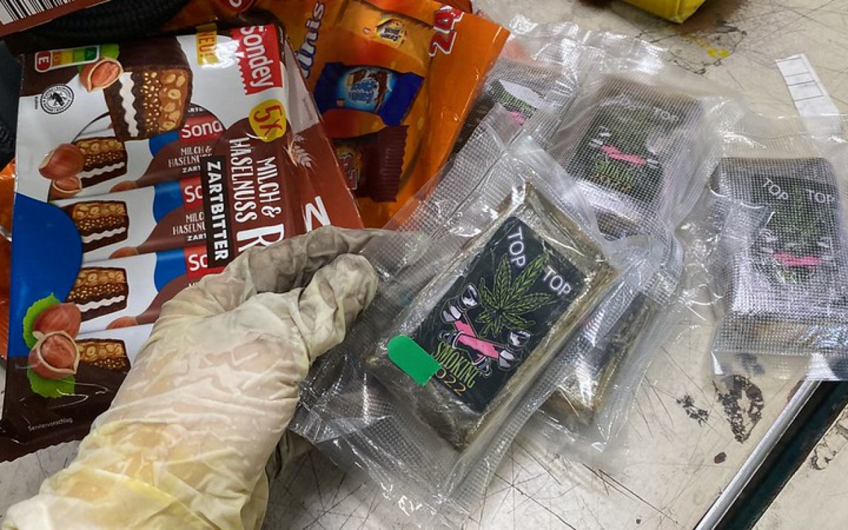 Todo o material apreendido totalizou cerca de R$ 132 mil