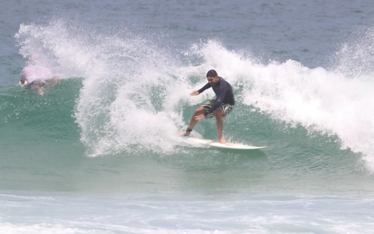 Danilo Folly Rodrigues se afogou na Praia da Barra e foi resgatado pelos bombeiros, na manh&atilde; desta sexta-feira (27)