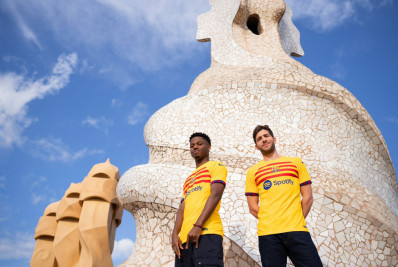 Barcelona lança camisa com homenagem às raízes do clube; veja como ficou