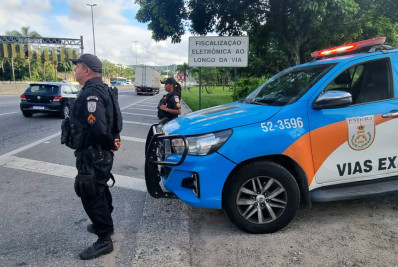 Policiamento segue reforçado pelo terceiro dia em favelas da Zona Oeste após guerra entre tráfico e milícia