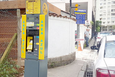 Cartão de estacionamento para idosos e deficientes deve ser feito na sede da CPTrans