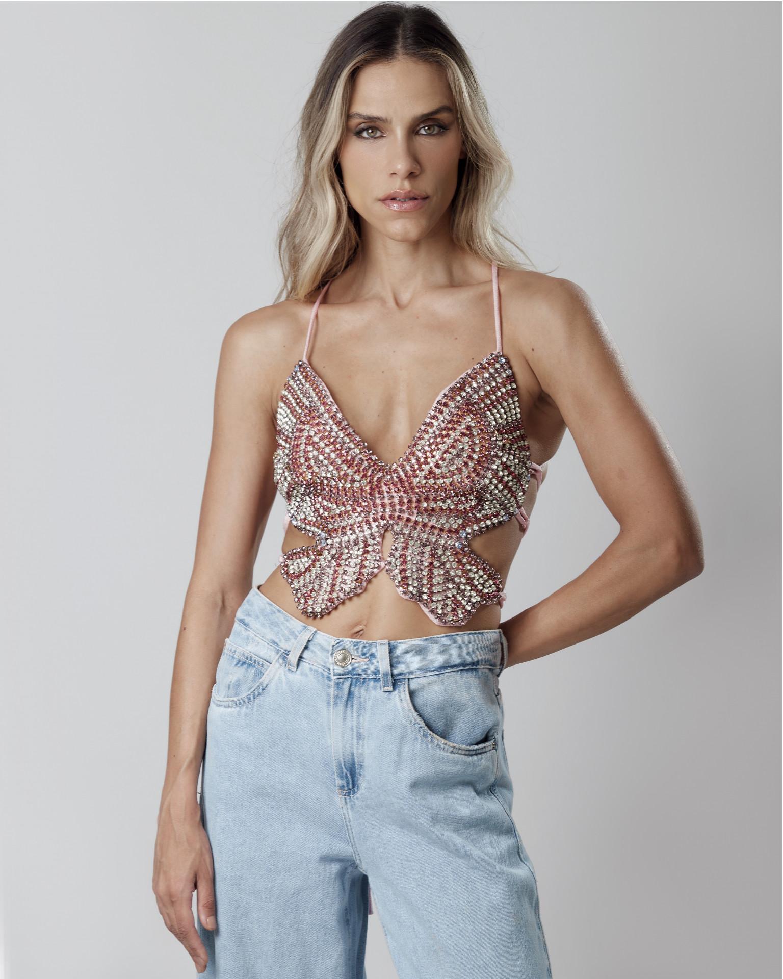 Isabelle Nassar brilha em 'Travessia' como Sara - TK B. Mendes / Divulgação