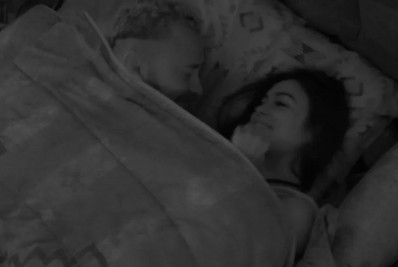 Após beijo, Fred e Larissa comentam relacionamento: 'Resisti bastante'