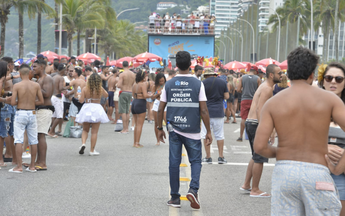 Agentes da Seop e da GM-Rio multam 19 bares durante Operação Perturbação do  Sossego - Prefeitura da Cidade do Rio de Janeiro 