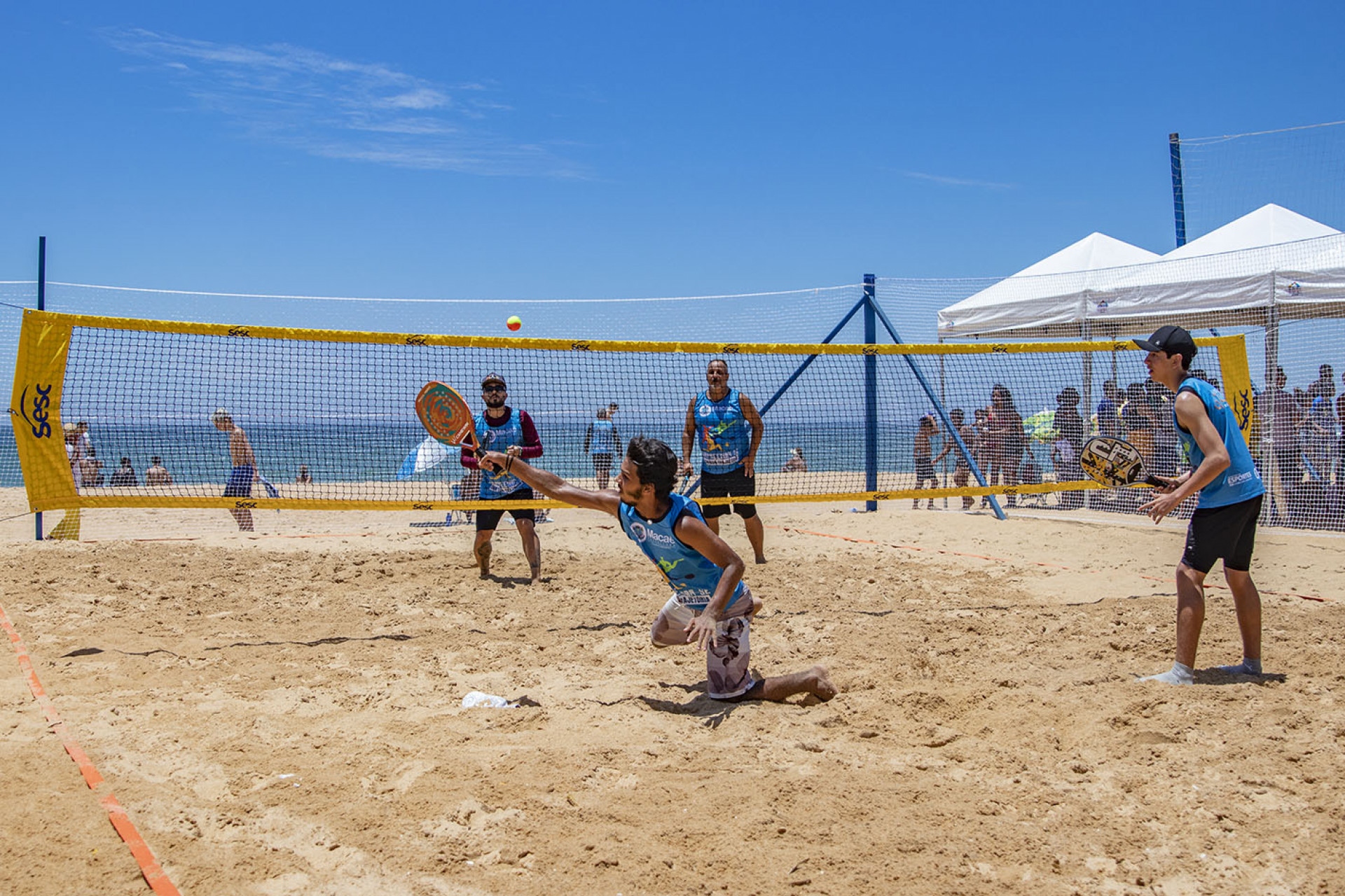 Até o dia 12 de fevereiro diferentes modalidades esportivas passarão pelas arenas montadas em frente ao Clube Cidade do Sol - Divulgação/Moisés Bruno H. Santos