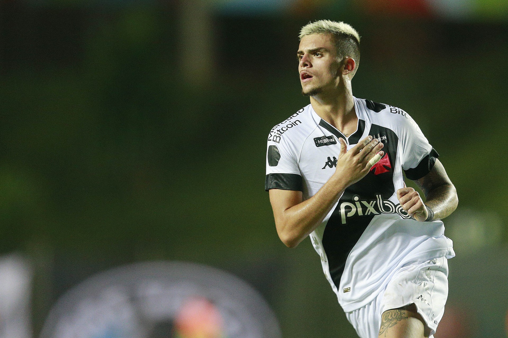 Gabriel Pec comemora gol marcado na partida entre Vasco e Volta Redonda - FOTO: Daniel RAMALHO/VASCO