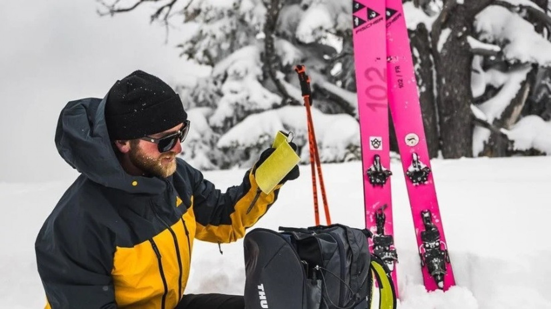 Campeão mundial de esqui morre soterrado por avalanche em viagem ao Japão