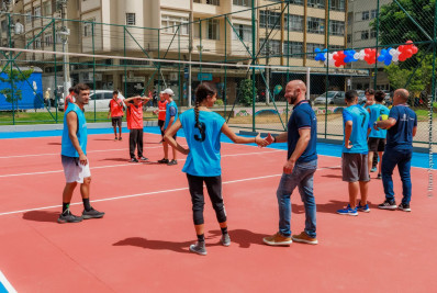 ‘Revitaliza Terê’: Quadras esportivas da Praça Olímpica são entregues revitalizadas para a população
