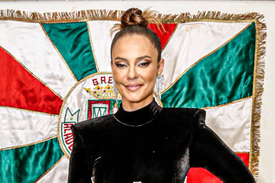 Que calor! Após criticas, Paolla Oliveira surge com 