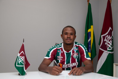 Fluminense anuncia a compra em definitivo de destaque da Copinha