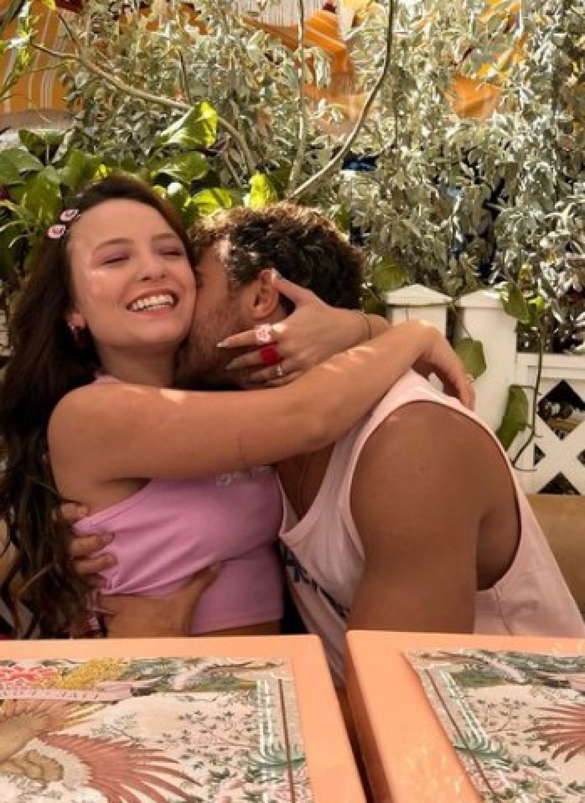 Larissa Manoela se declara para noivo, André Luiz Frambach - Reprodução Internet