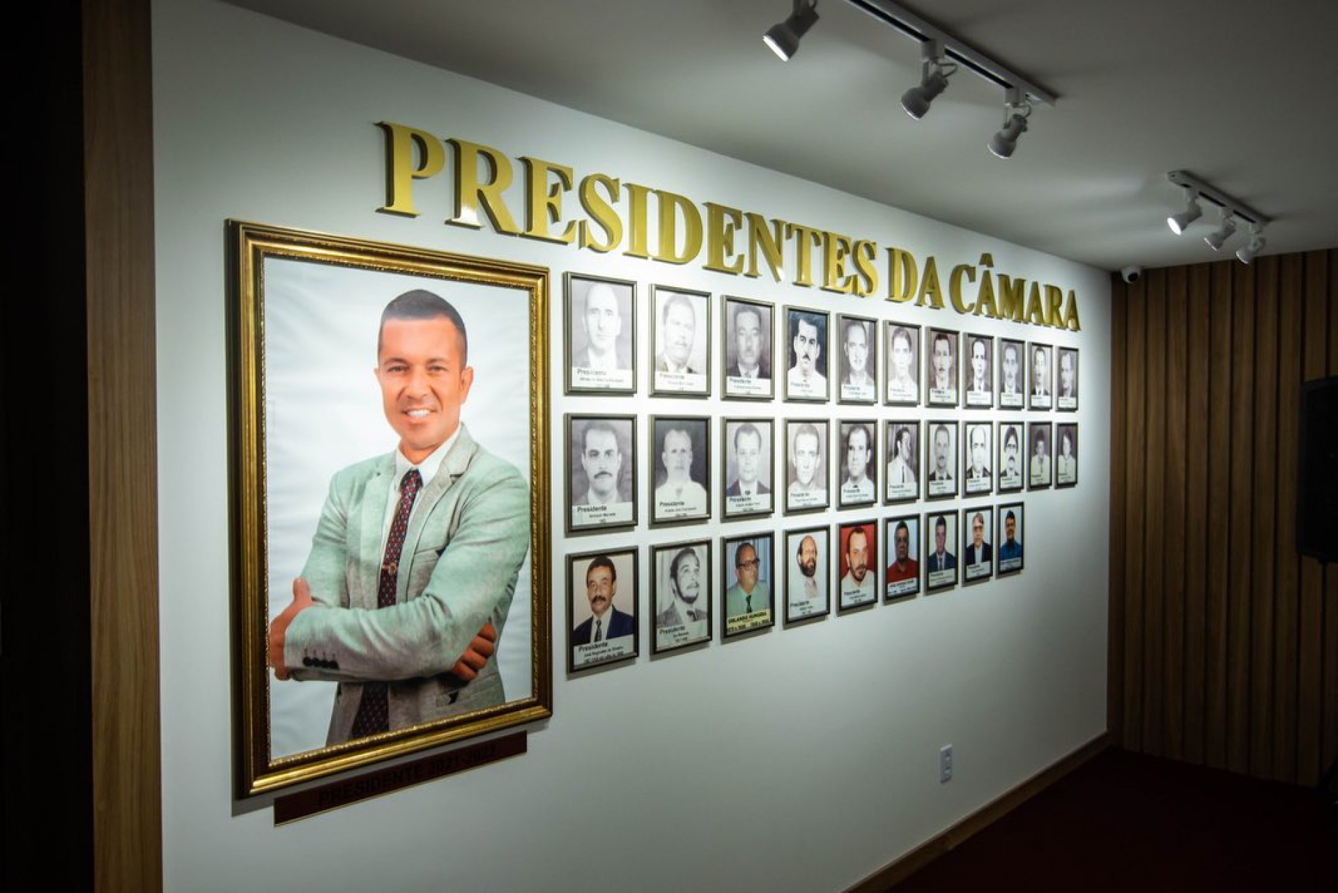 O espa&ccedil;o conta ainda com uma galeria com todos os presidentes da Casa Legislativa, e a outra com todas as Legislaturas - Divulga&ccedil;&atilde;o / CMN